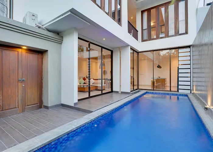 Villa Prime Location 3br Laviosa In Petitenget Near Seminyak (Bali)