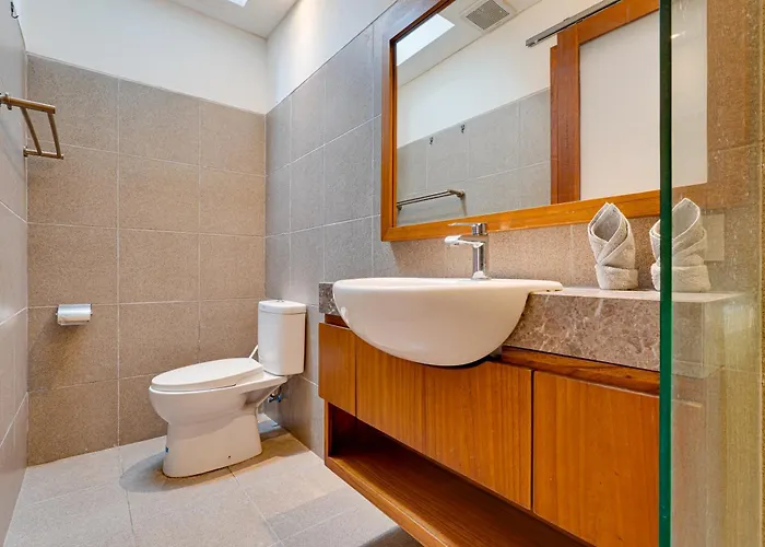 Villa Prime Location 3br Laviosa In Petitenget Near