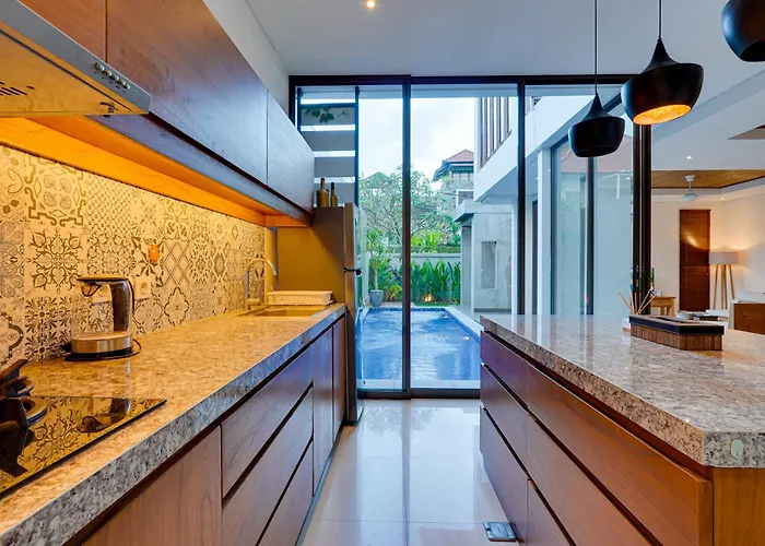 Prime Location 3br Laviosa In Petitenget Near Seminyak (Bali)