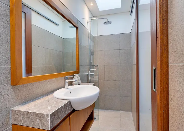 Prime Location 3br Laviosa In Petitenget Near Seminyak (Bali)